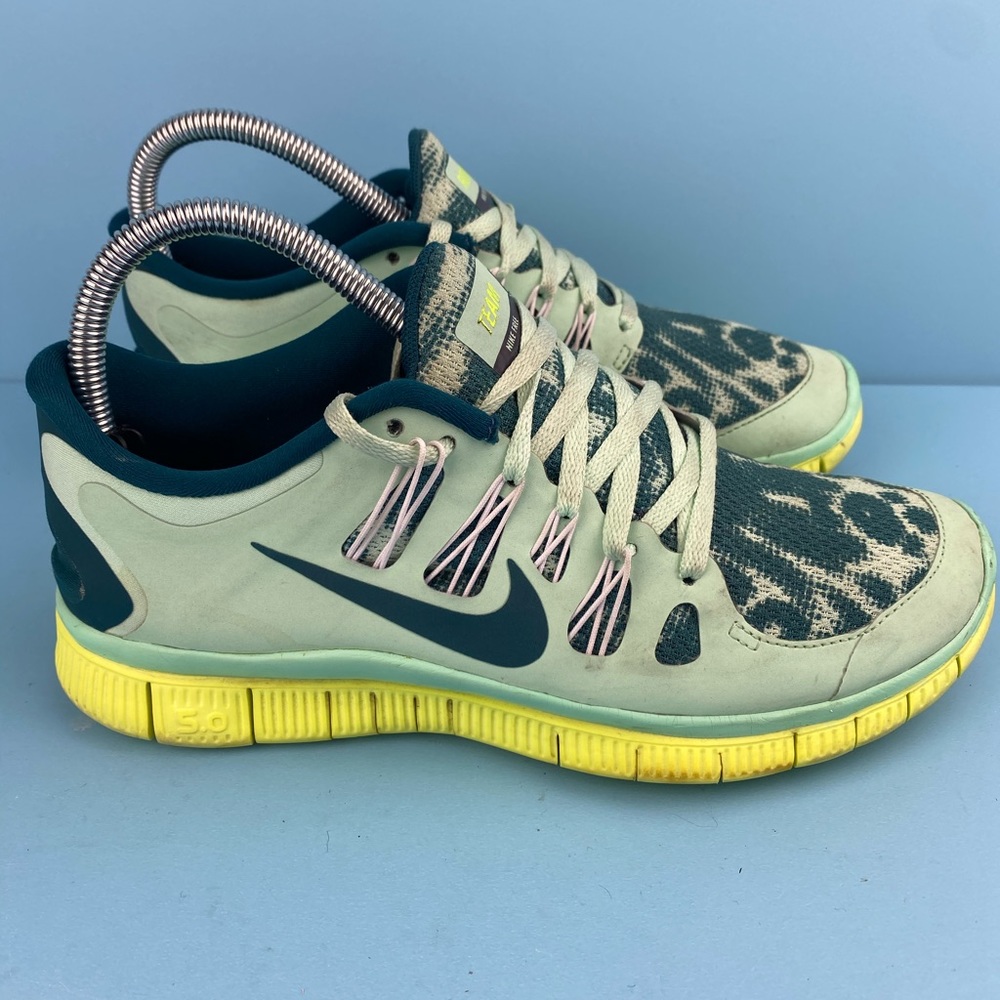 Nike Free 5.0 Nike ID Team Rory shoes.